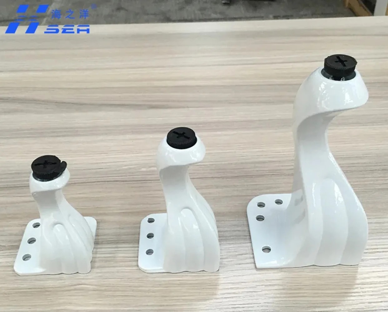 4 個の簡単使用ソファベッドホテルレベリングアクセサリーアル - Furniture Hardware Brackets のレビューと価格